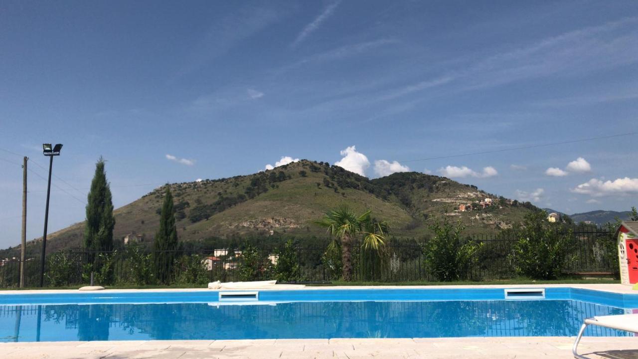 Aparthotel Colle Paciocco Tivoli Esterno foto