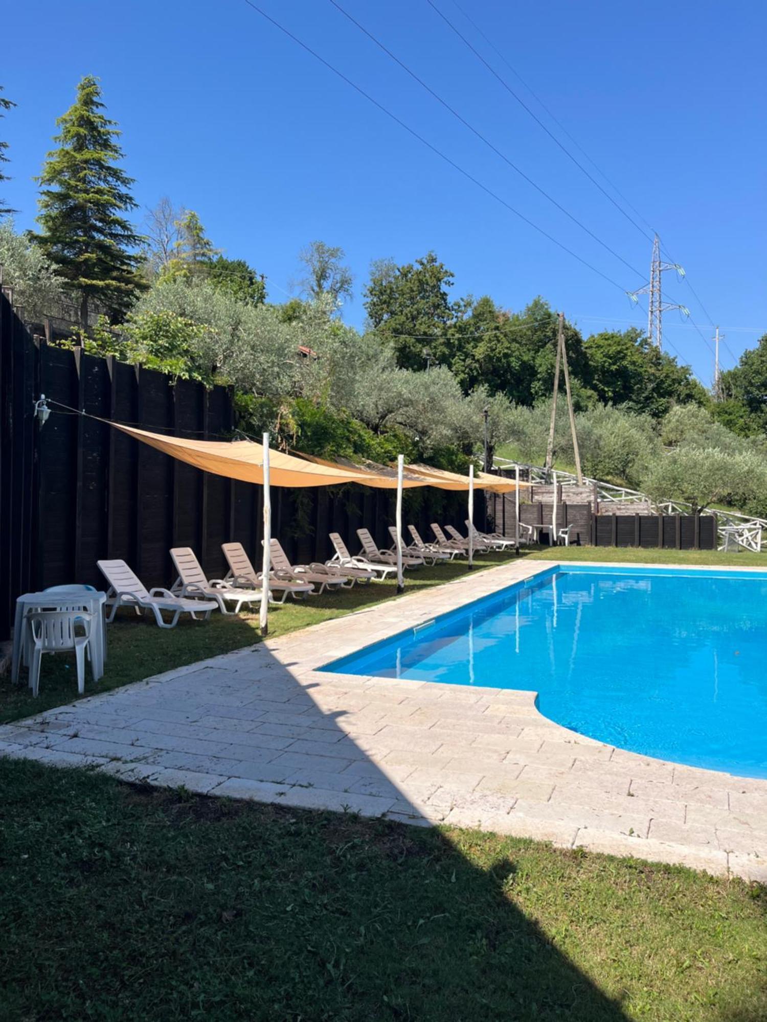 Aparthotel Colle Paciocco Tivoli Esterno foto
